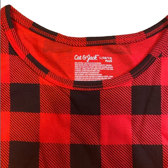 Girls nightgown size 10/12 plus red and black checkered - Picture 3 of 3